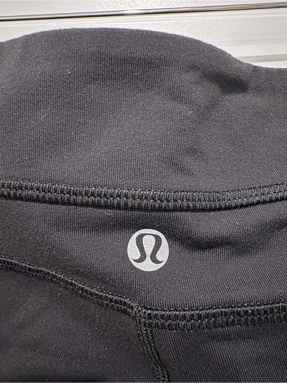 lululemon athletica Black Straight-Leg Leggings - Picture 2 of 6